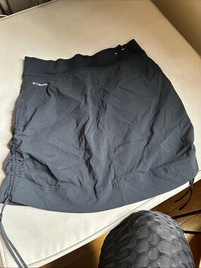 Columbia Black Women's Performance Skort with Side Drawcord